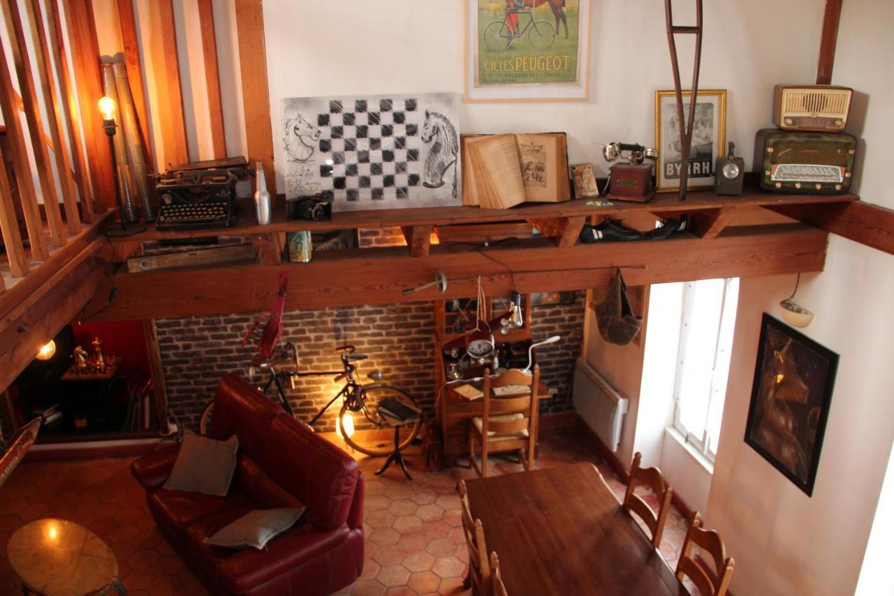 Maison de charme, d'artiste, décoration brocante Aigrefeuille-dʼAunis Esterno foto
