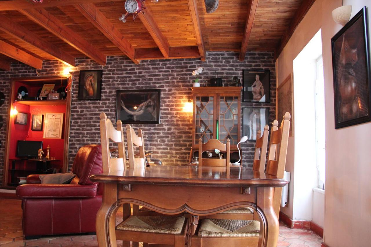 Maison de charme, d'artiste, décoration brocante Aigrefeuille-dʼAunis Esterno foto