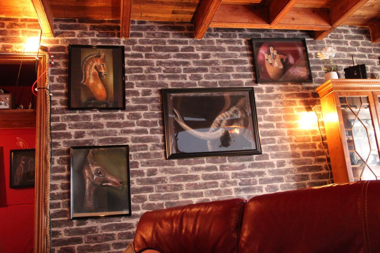 Maison de charme, d'artiste, décoration brocante Aigrefeuille-dʼAunis Esterno foto